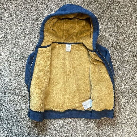 Boys 2T Bundle of 11 - Under Armour, Hurley, jumping Beans, Carter’s, an… - Picture 9 of 14